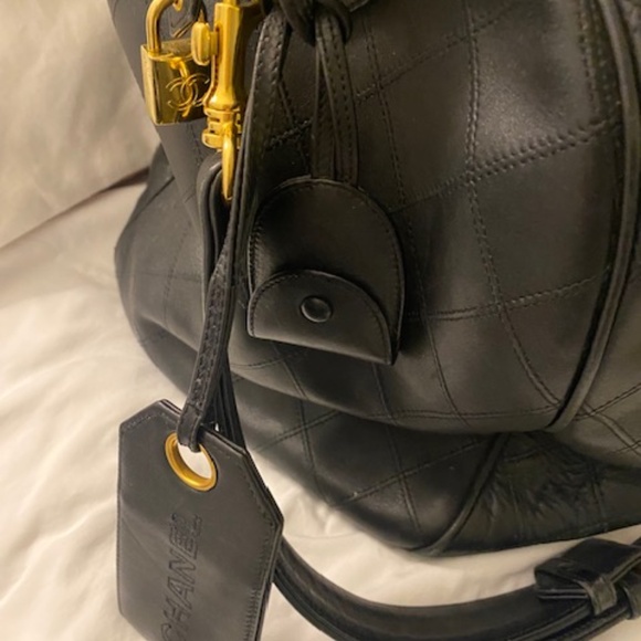 VIntage CHANEL Diamond-Quilted Leather Weekend Duffel - Picture 2 of 10